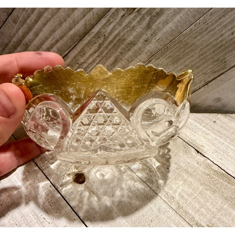 N/A vintage glass
